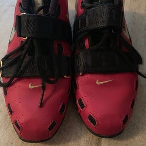 Nike Romaloes 2 - size 6.5 men’s (8 women’s)